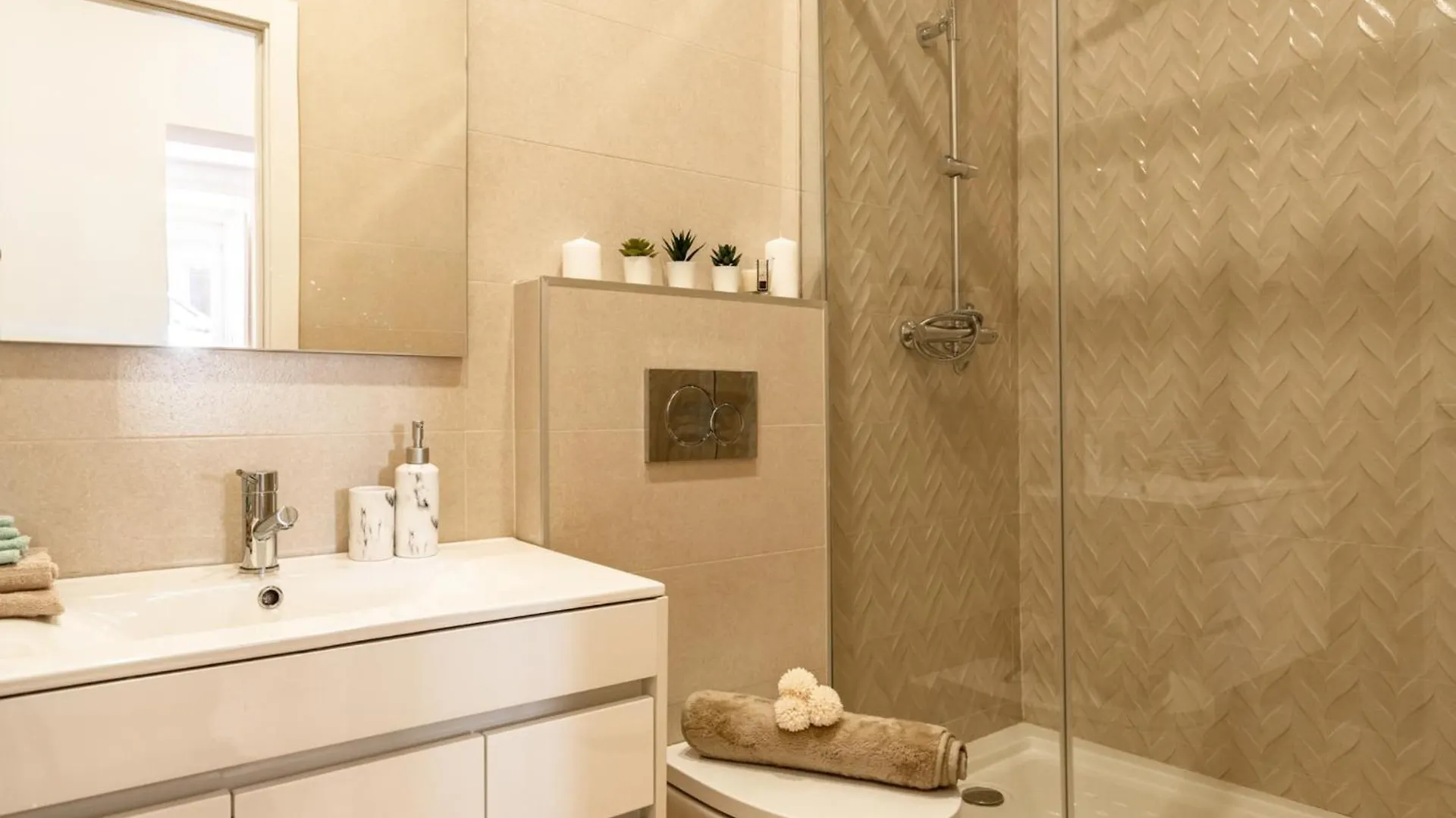 Akicity Penha Tranquil Lisbon Apartment