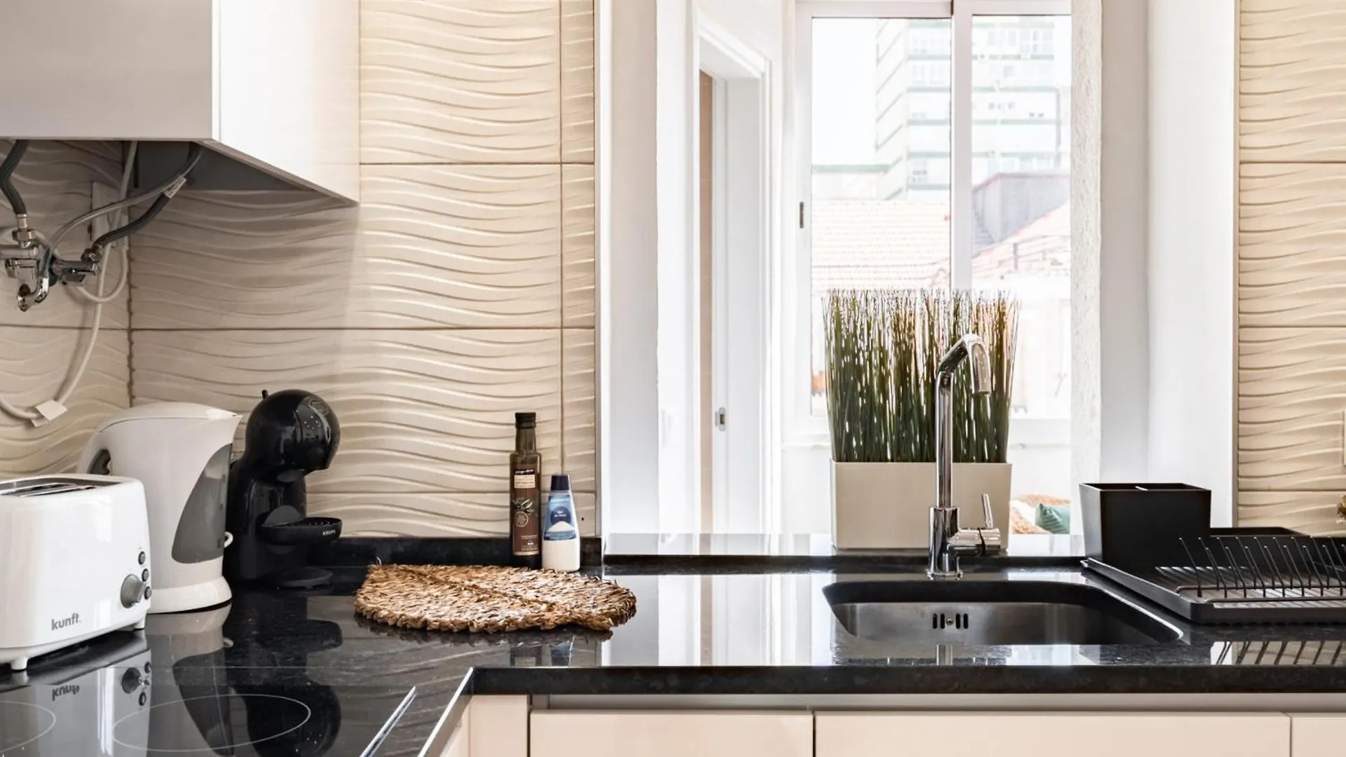 Akicity Penha Tranquil Lisbon Apartment