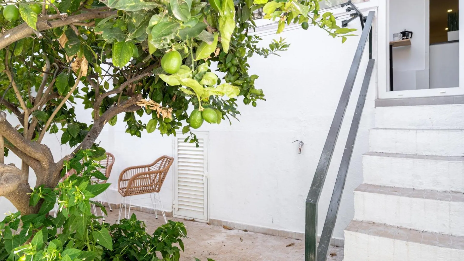 Akicity Penha Tranquil Lisbon Apartment